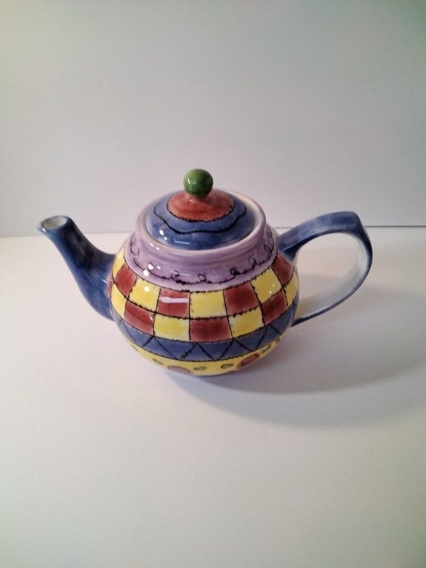 Very Cute Tea Pot Great For Home Decor.