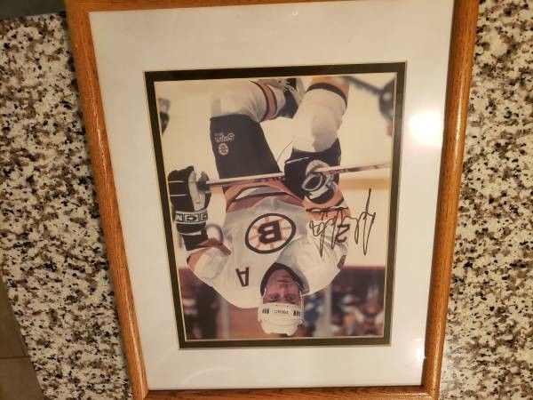 Boston Bruins Adam OATES AUTOGRAPHED PICTURE