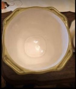 Ceramic Storage / Cookie Jar Thumbnail