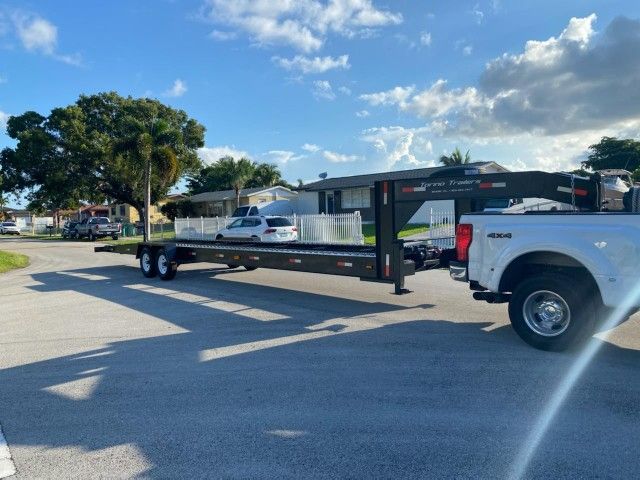 36' Gooseneck