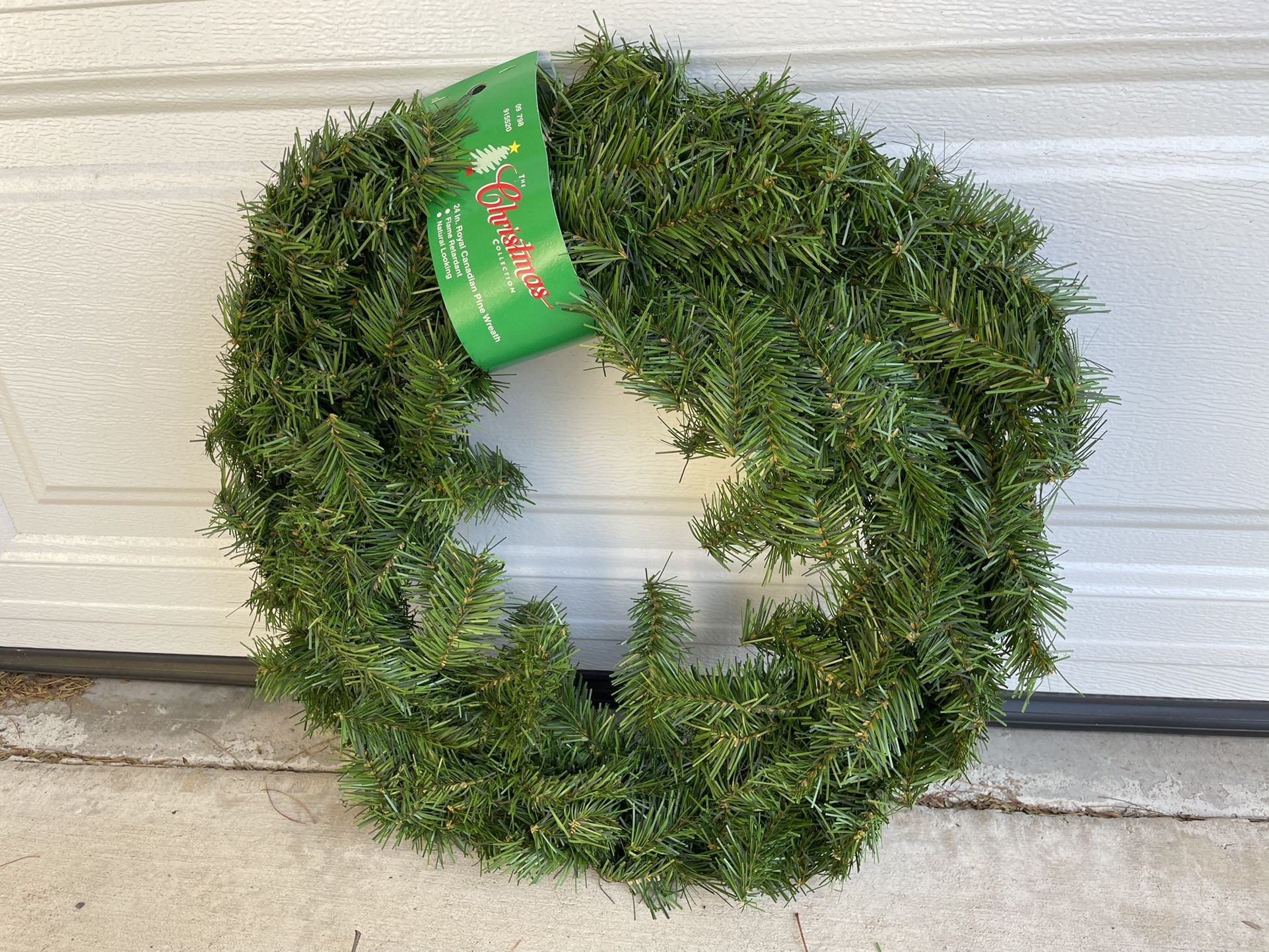 Royal Canadian Artificial Wreath - 24" - $10 Fontana