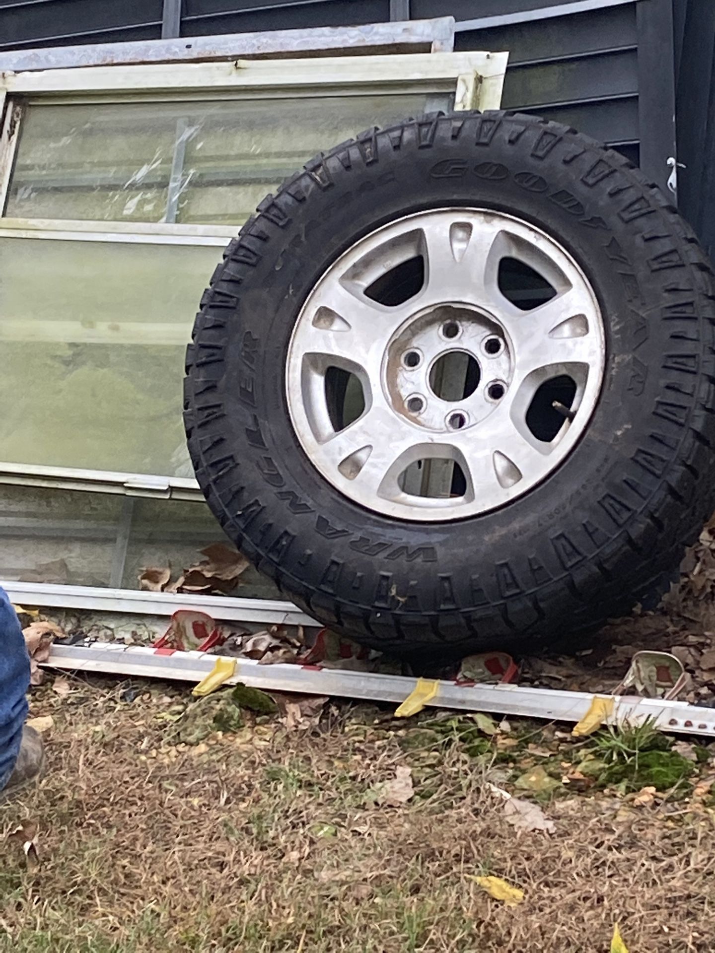 2007 Chevy Silverado 17” Wheel