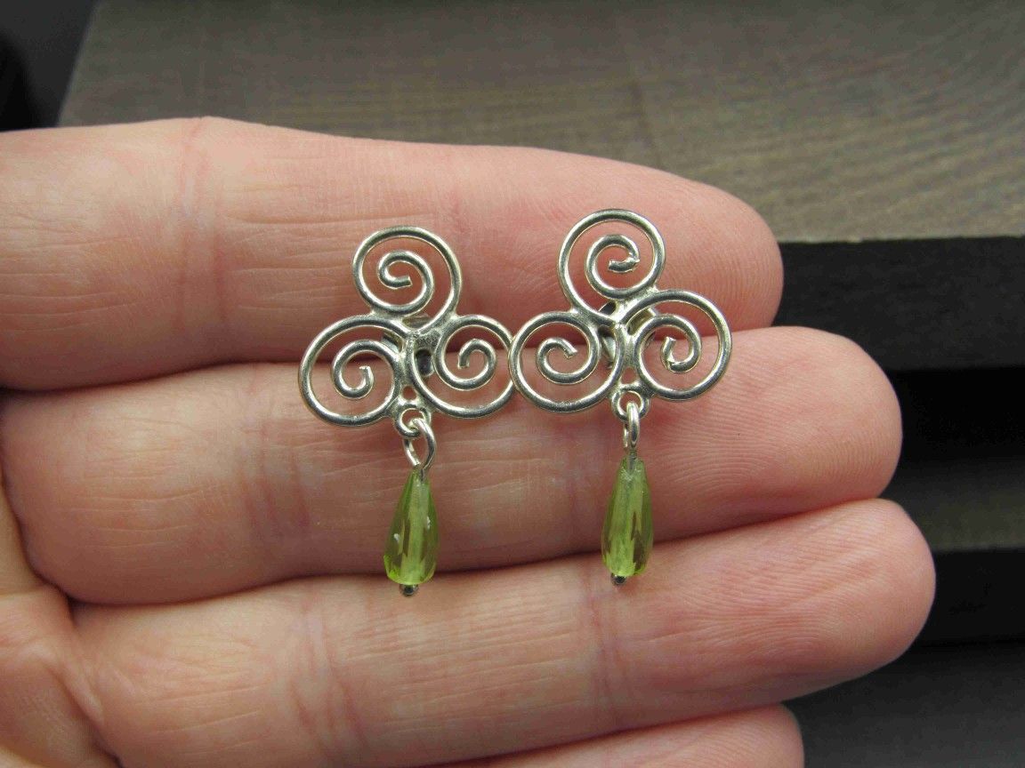 Sterling Silver Triple Swirling Peridot Earrings Vintage Wedding Engagement Anniversary Beautiful Everyday Minimalist Cute Sexy