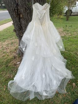 Beautiful High/Low Wedding Dress  Thumbnail