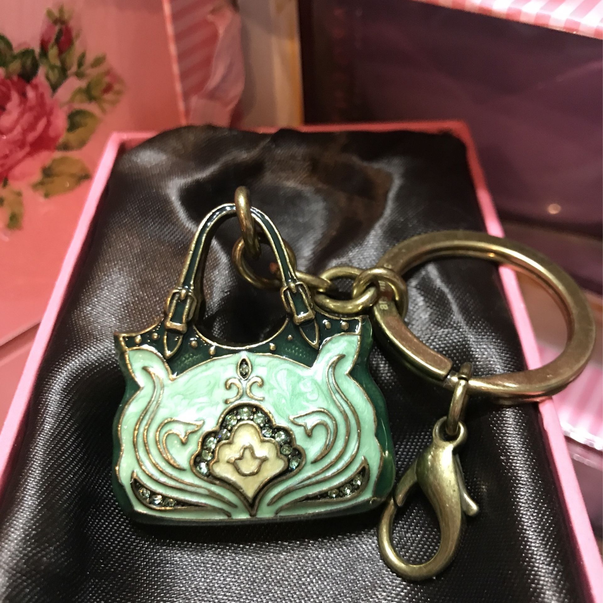 Pretty! New ! Purse Key Chain / Purse Charm