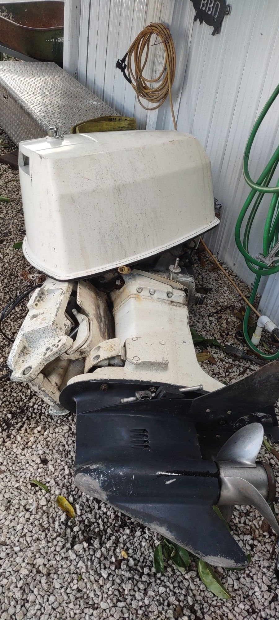 Motor Evinrude Johnson 140 hp for Sale in Carol City, FL OfferUp