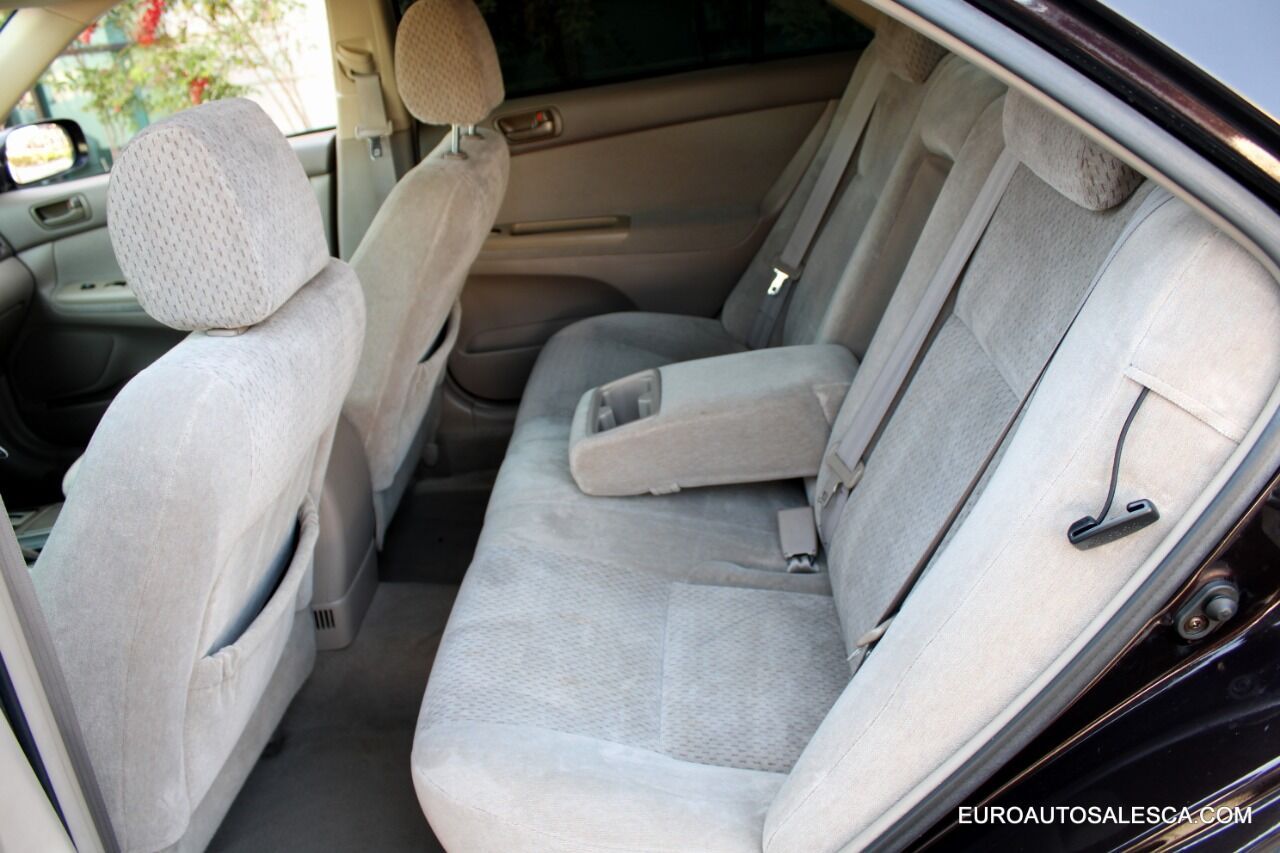 2004 Toyota Camry