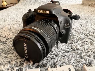 Canon Camera With Lens  Thumbnail
