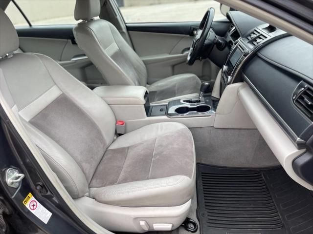 2012 Toyota Camry Hybrid