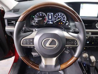 2018 Lexus ES Thumbnail