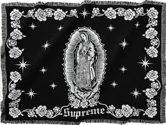Supreme virgin mary blanket FW18 for Sale in Henderson, NV 