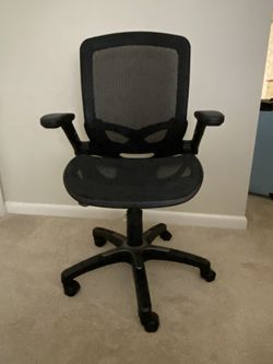 Office Chair (Black With Wheels) Thumbnail