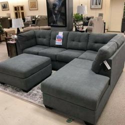$39 DOWN Payment  SPECIAL] Maier Charcoal LAF Sectional

by Ashley Furniture Thumbnail