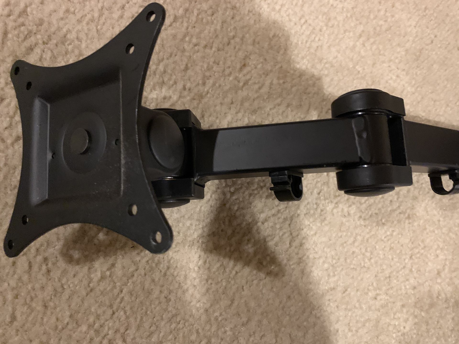 Dual Monitor Arm