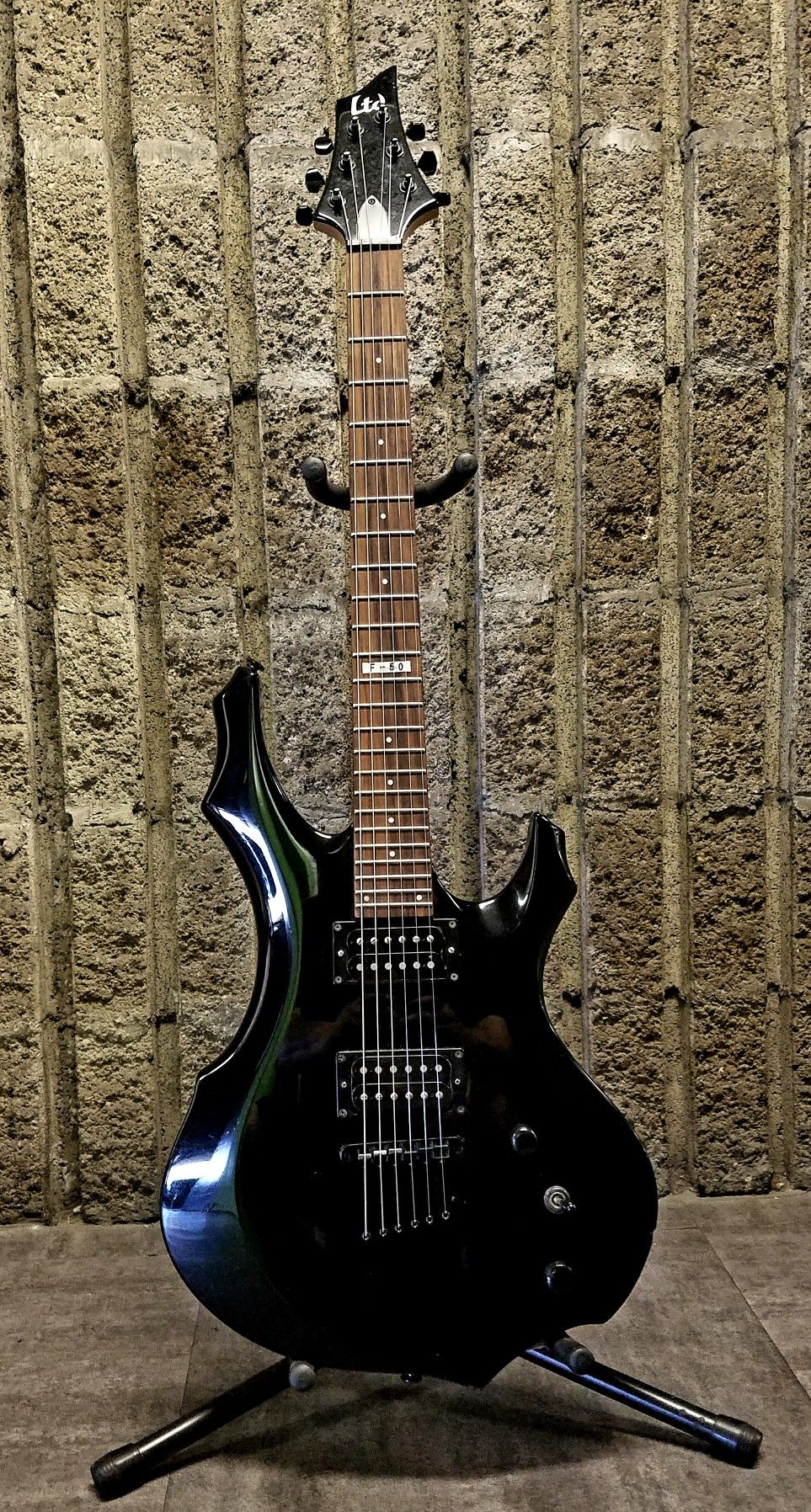 Esp Ltd F 50 Electric Guitar For Sale In Los Angeles Ca Offerup