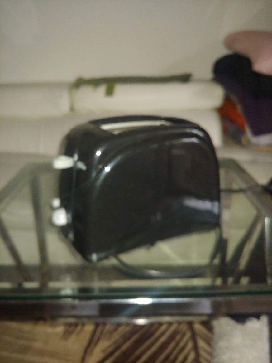 Sunbeam 3910 2-Slice Toaster - Black/Silver