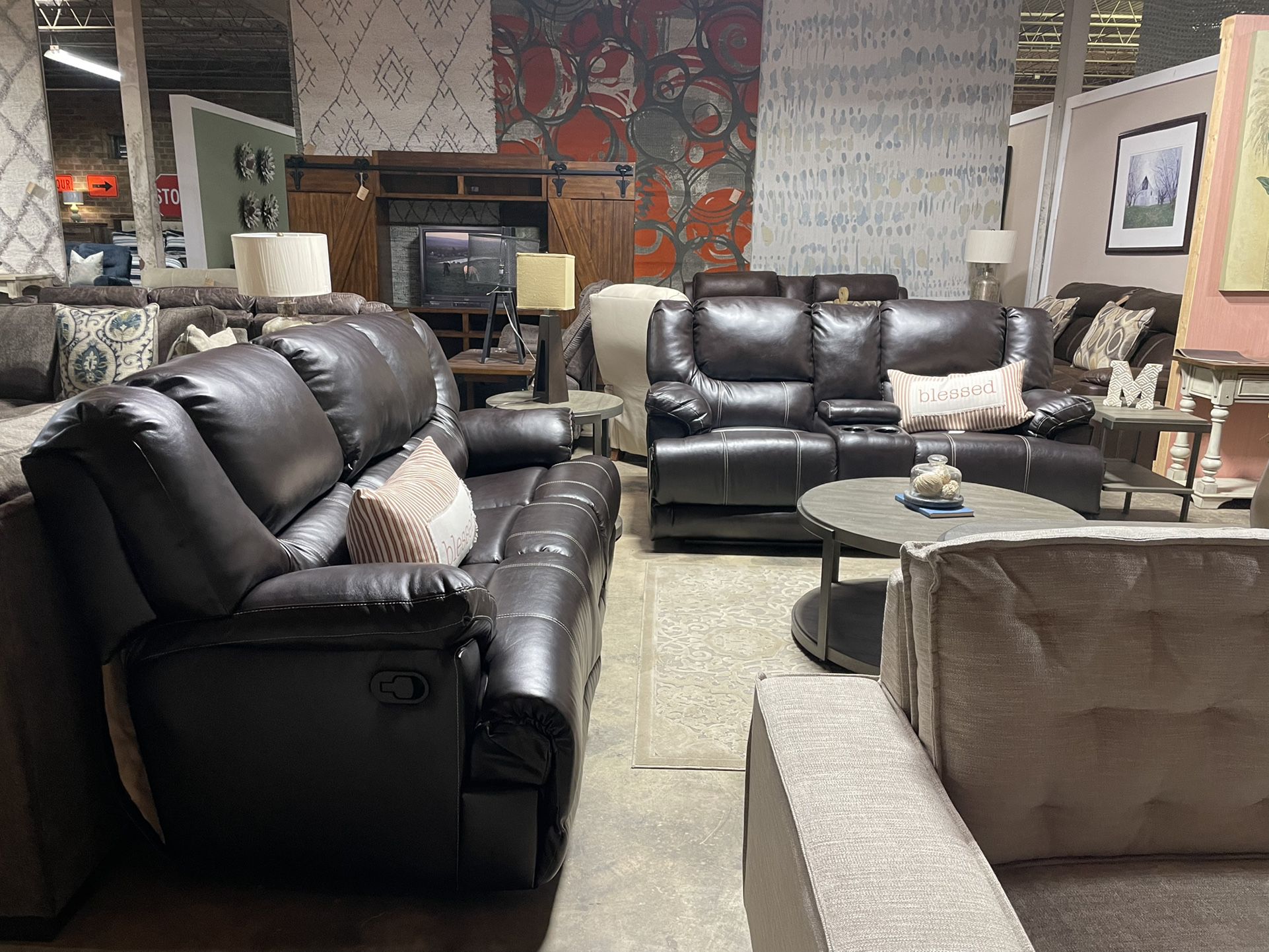 RECLINING SOFA AND LOVESEAT *SUPER COMFORTABLE* HIGH POINT DISCOUNT FURNITURE 