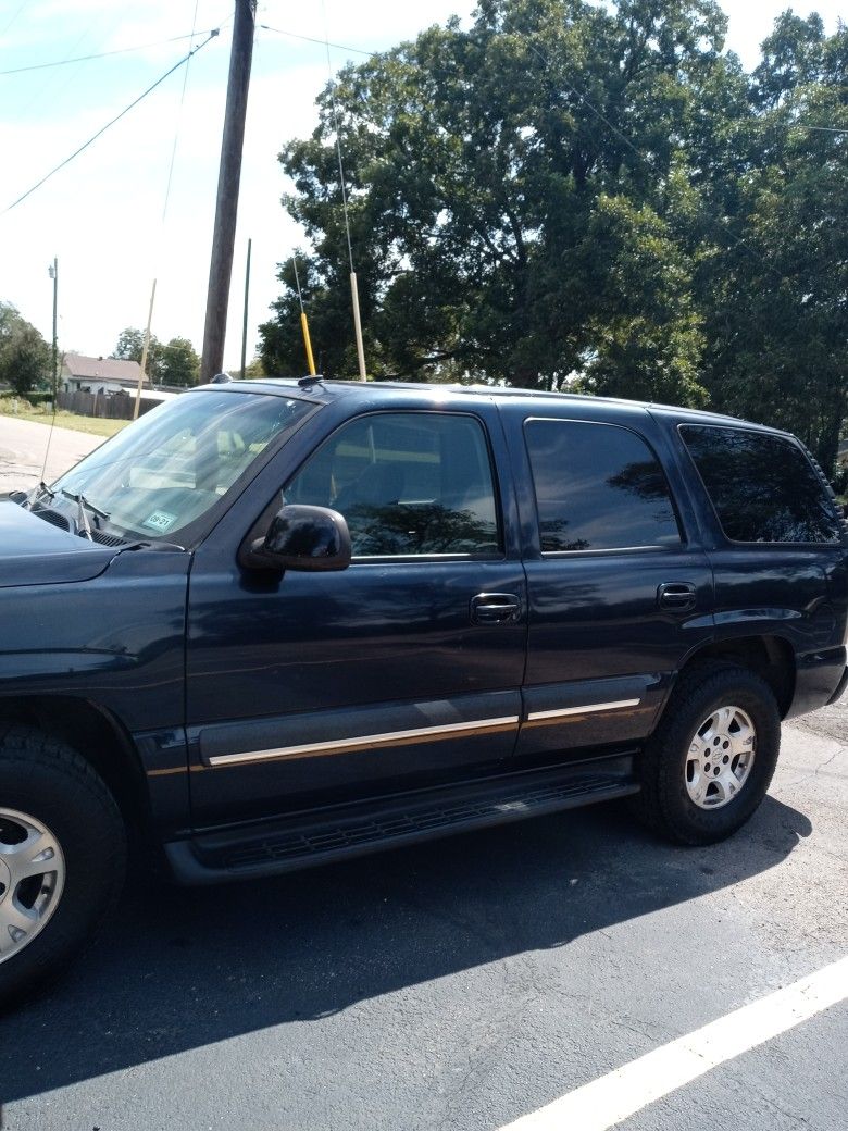 2004 Chevy Tahoe
