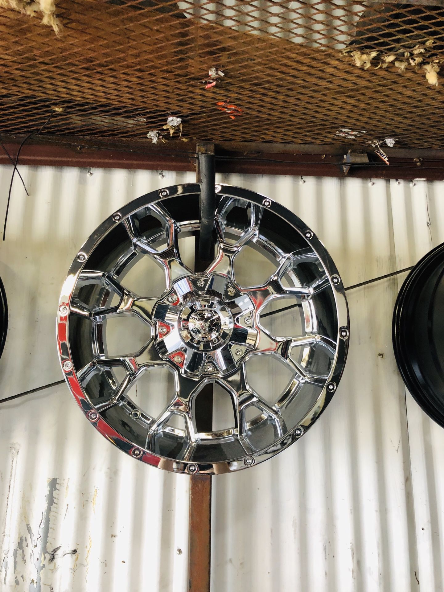 20X10 Mayhem Chrome