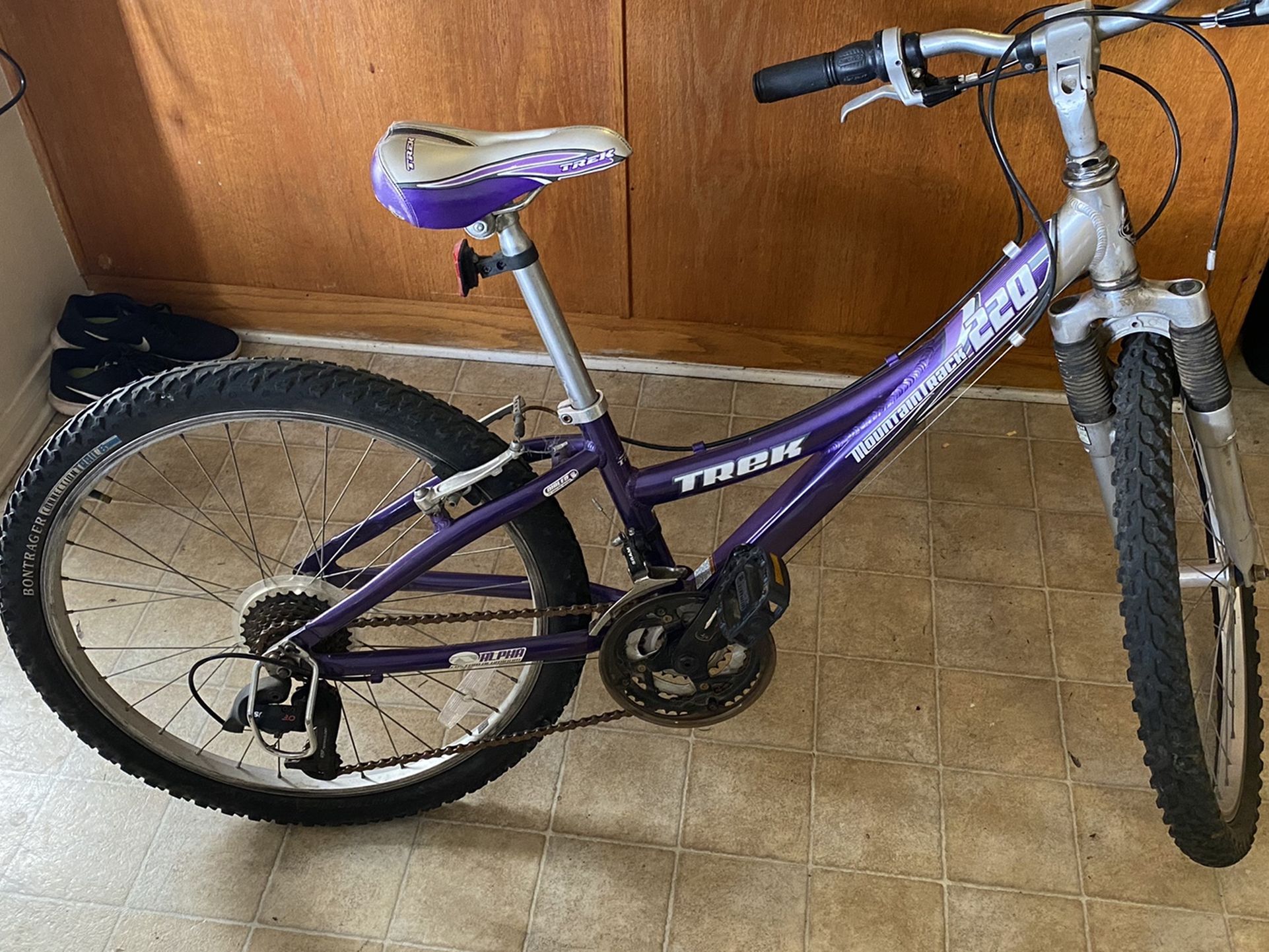 Trek Mountaintrack 220 Bike