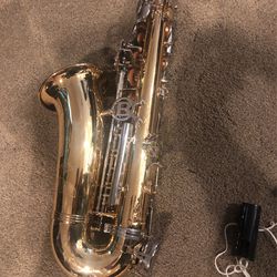 Bundy Alto Saxophone Thumbnail