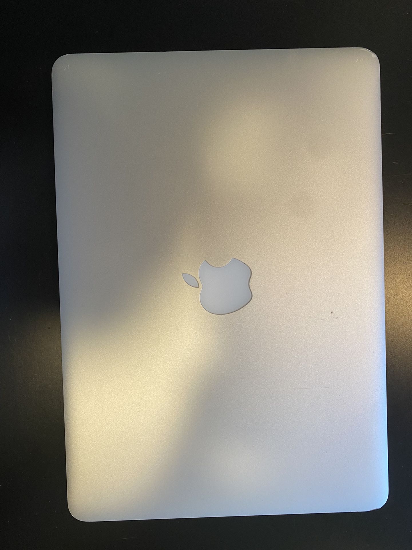Macbook Pro (Retina 13, 13-inch, Early 2015)