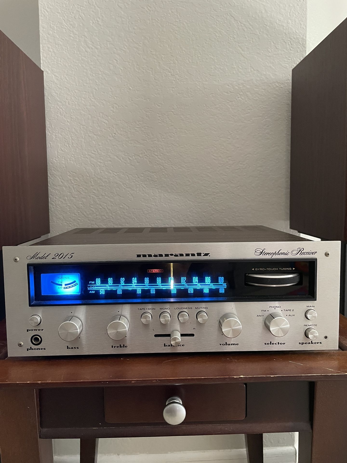 Marantz Stereo Receiver And Monitor Audio Speaker Set Up