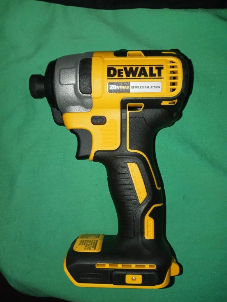 DeWalt DCF 787 Power Drill 20-volt Max New
