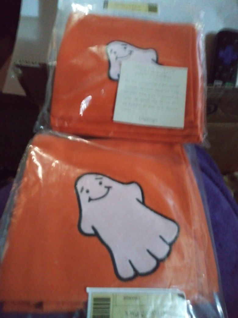 Longaberger (4) Orange Halloween Fabric Napkins