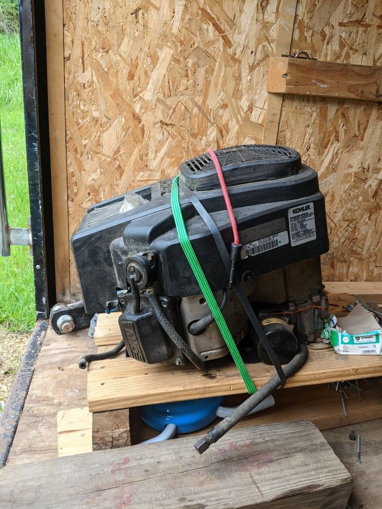 Lawn Tractor Engine