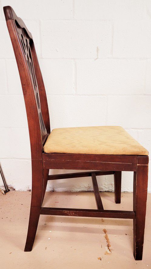 PROJECT: 1960s Mahogany Chippendale Dining Chairs, Set of 6