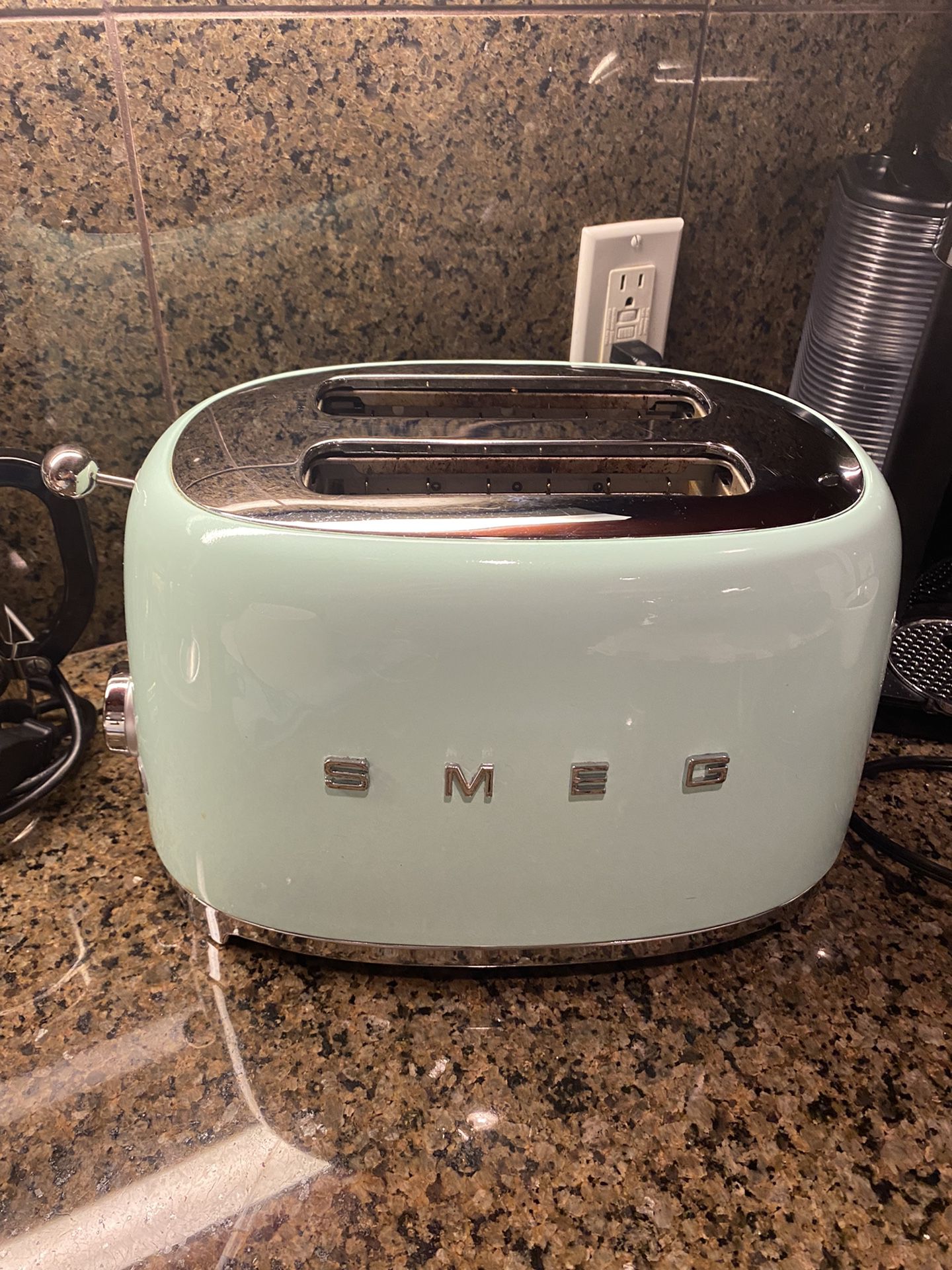 Toaster and Kettle 