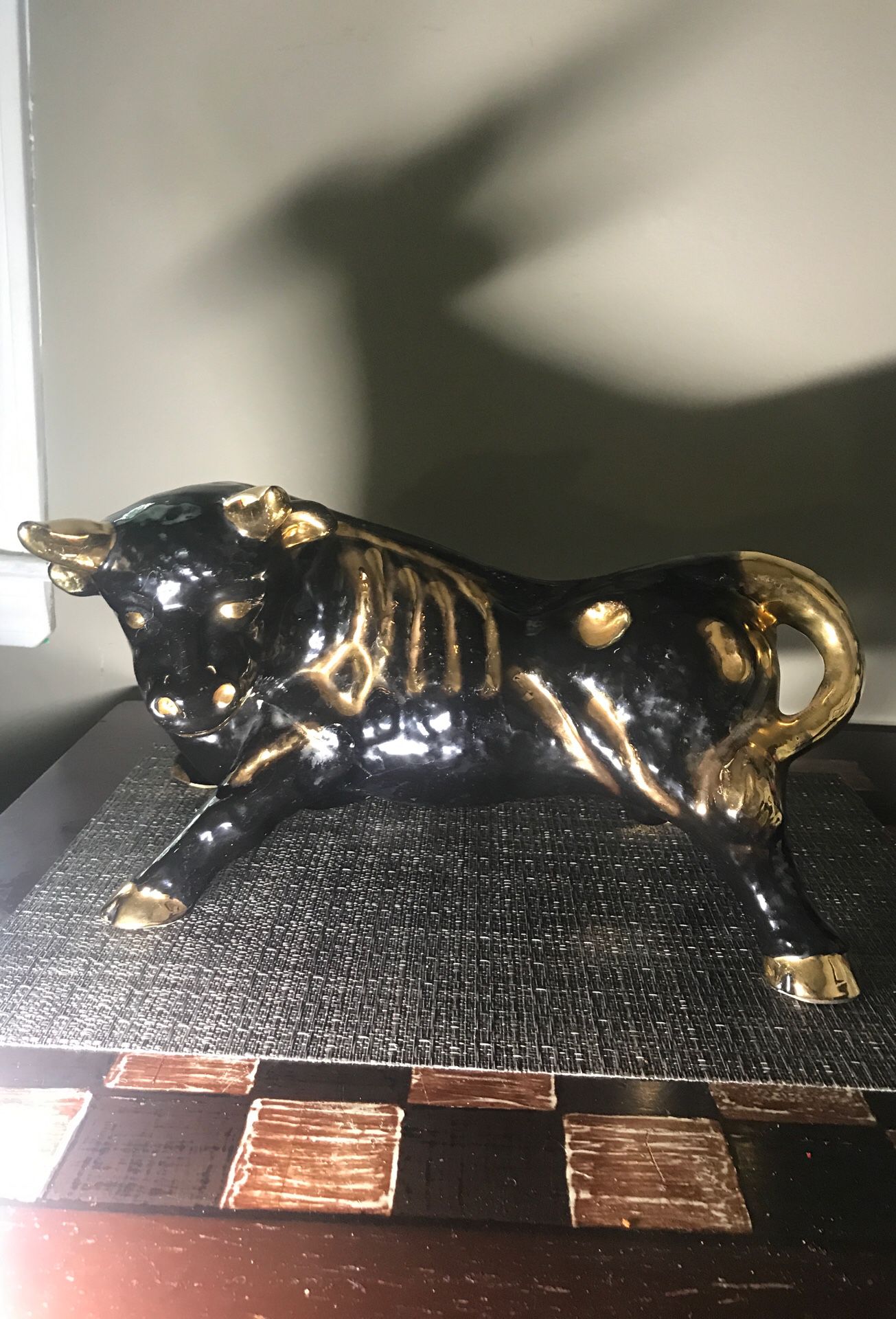 Bull sculpture/decoration