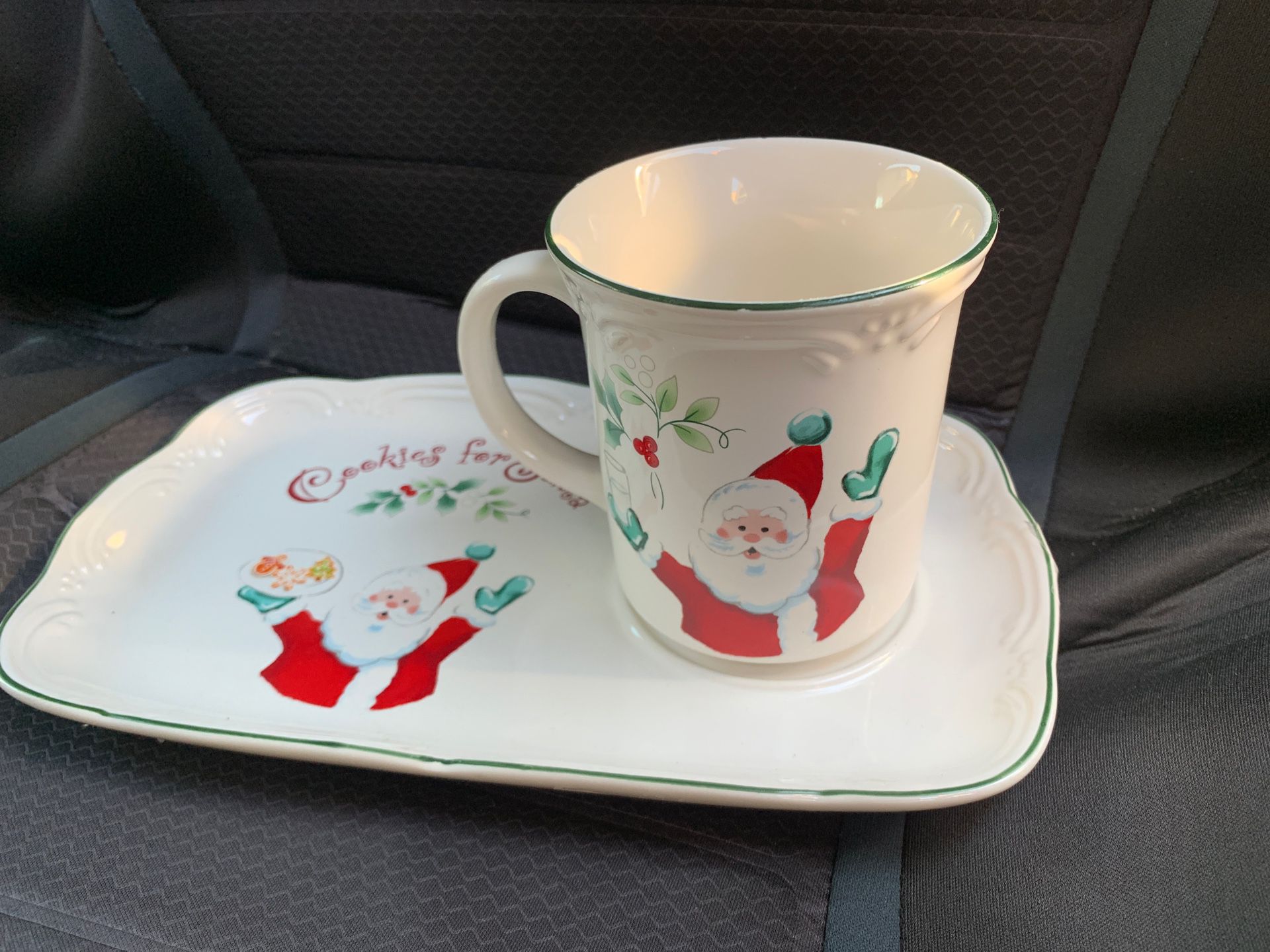 Christmas Pfaltzgraff Santa cookies plate and mug set