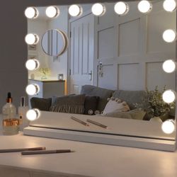 Impressions XL LED Vanity mirror - NEW In box! Thumbnail