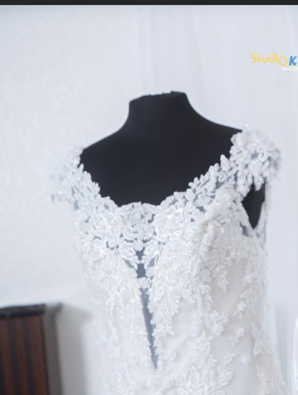 Ivory Off Shoulder Mermaid Wedding Dress