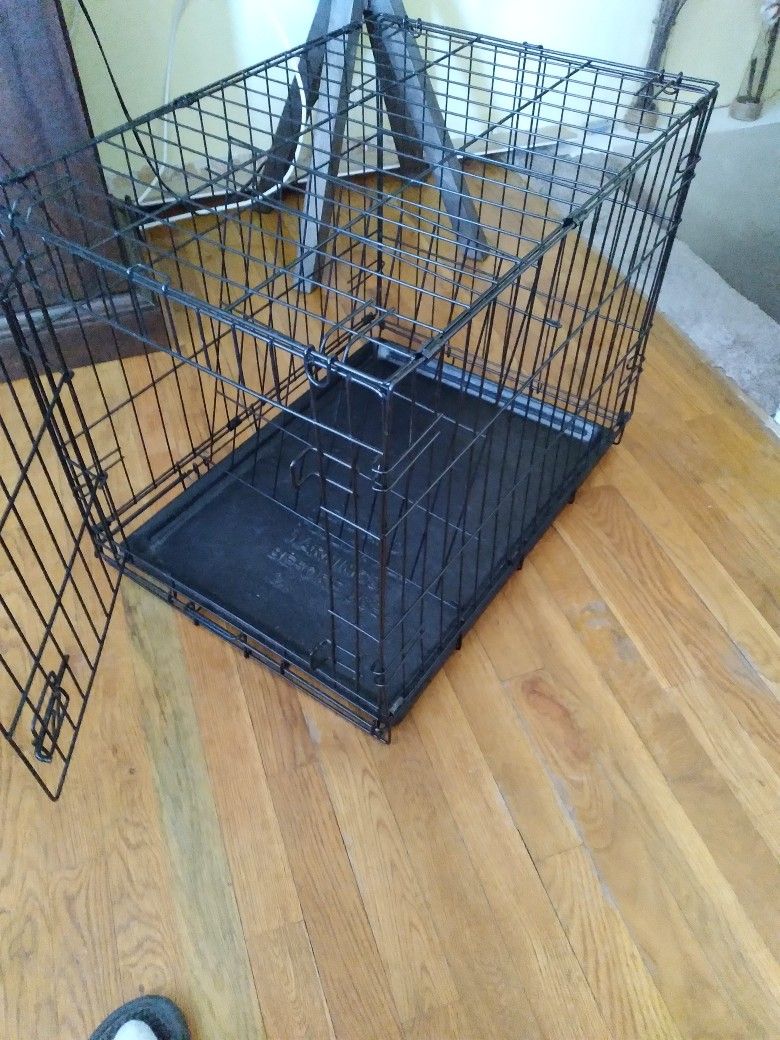 Medium Dog Kennel
