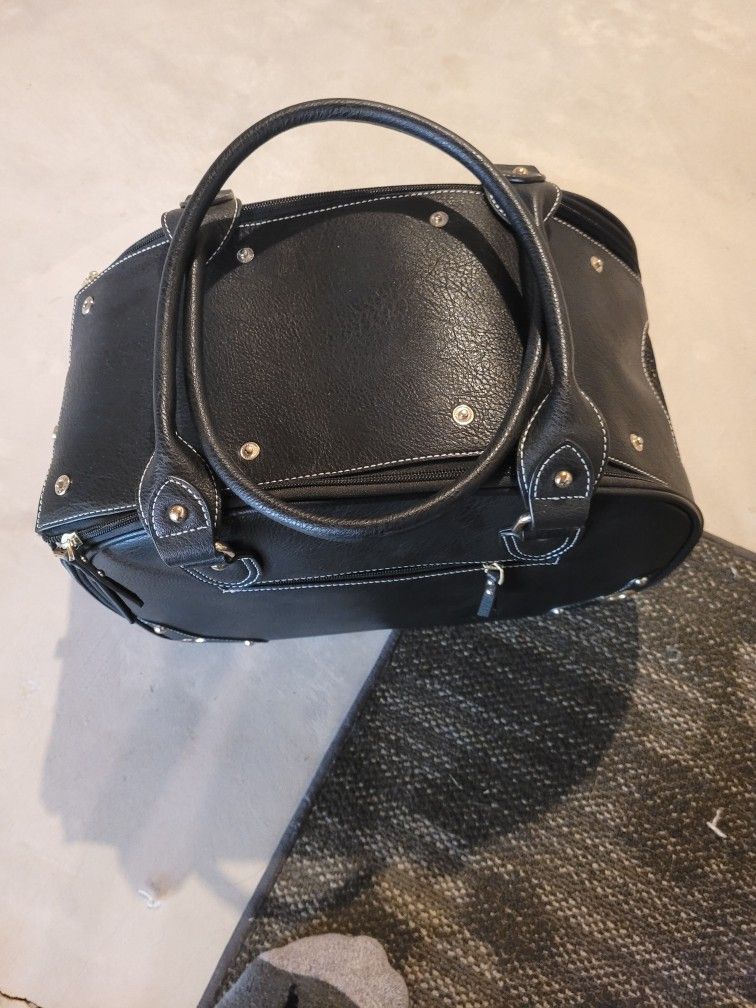 Small Dog Holder