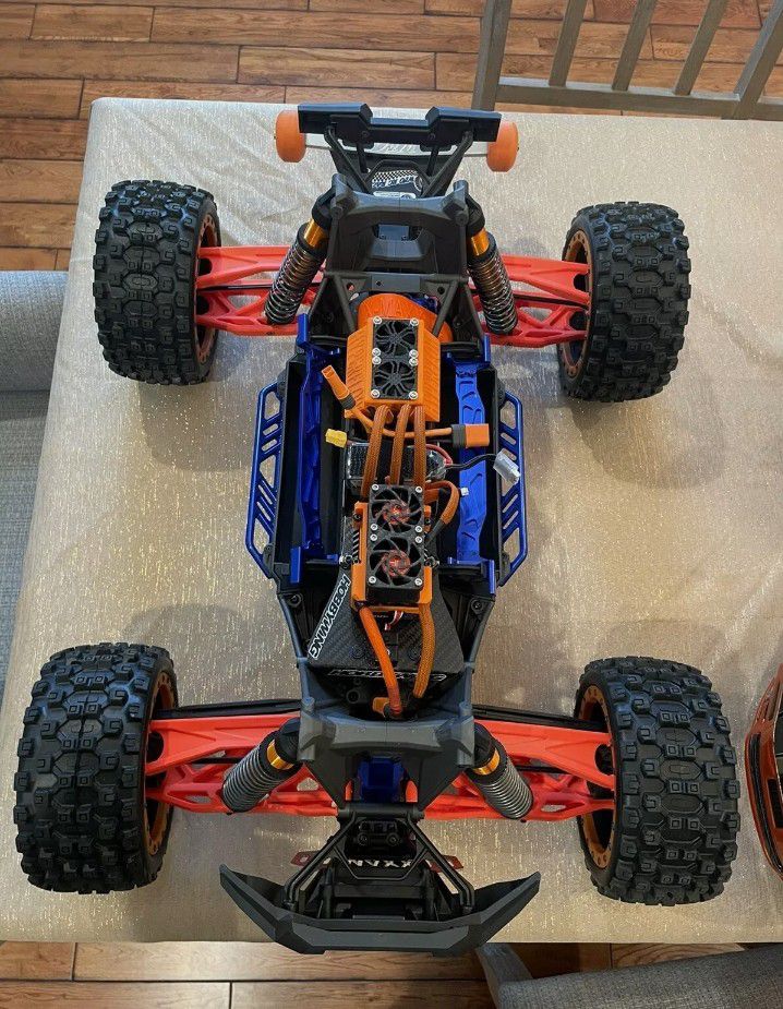 Traxxas 8s XmaxxBrand New In A Great Condition Just Used It For 5 Times So I don't Want It Again If You Are Interested Contacts Me 405,,322,,5741,,