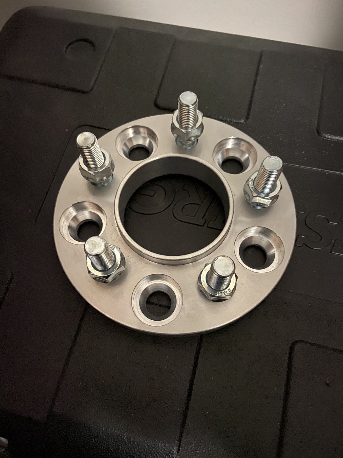 Adaptec 5x114.3 to 5x108 15mm Adapters