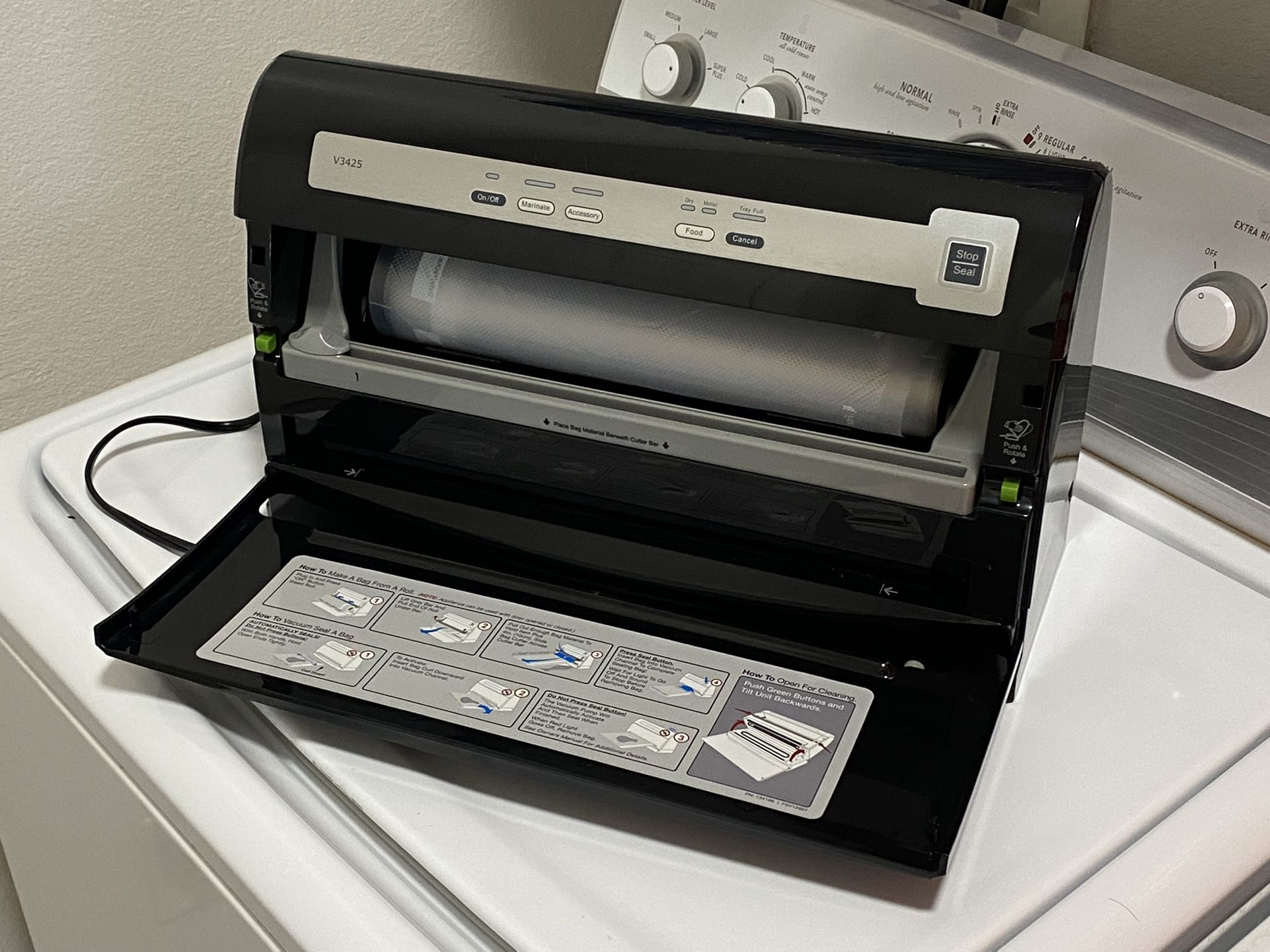 FoodSaver V3425 Vacuum Sealing System for Sale in Albuquerque, NM OfferUp