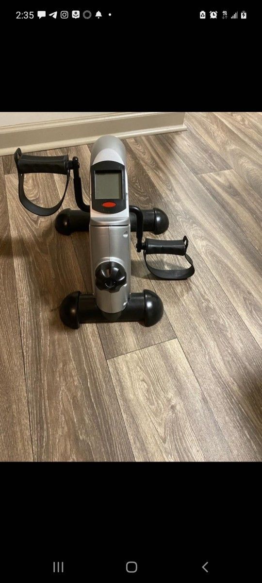 Pedal Machine - Stationary