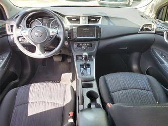 2019 Nissan Sentra Thumbnail