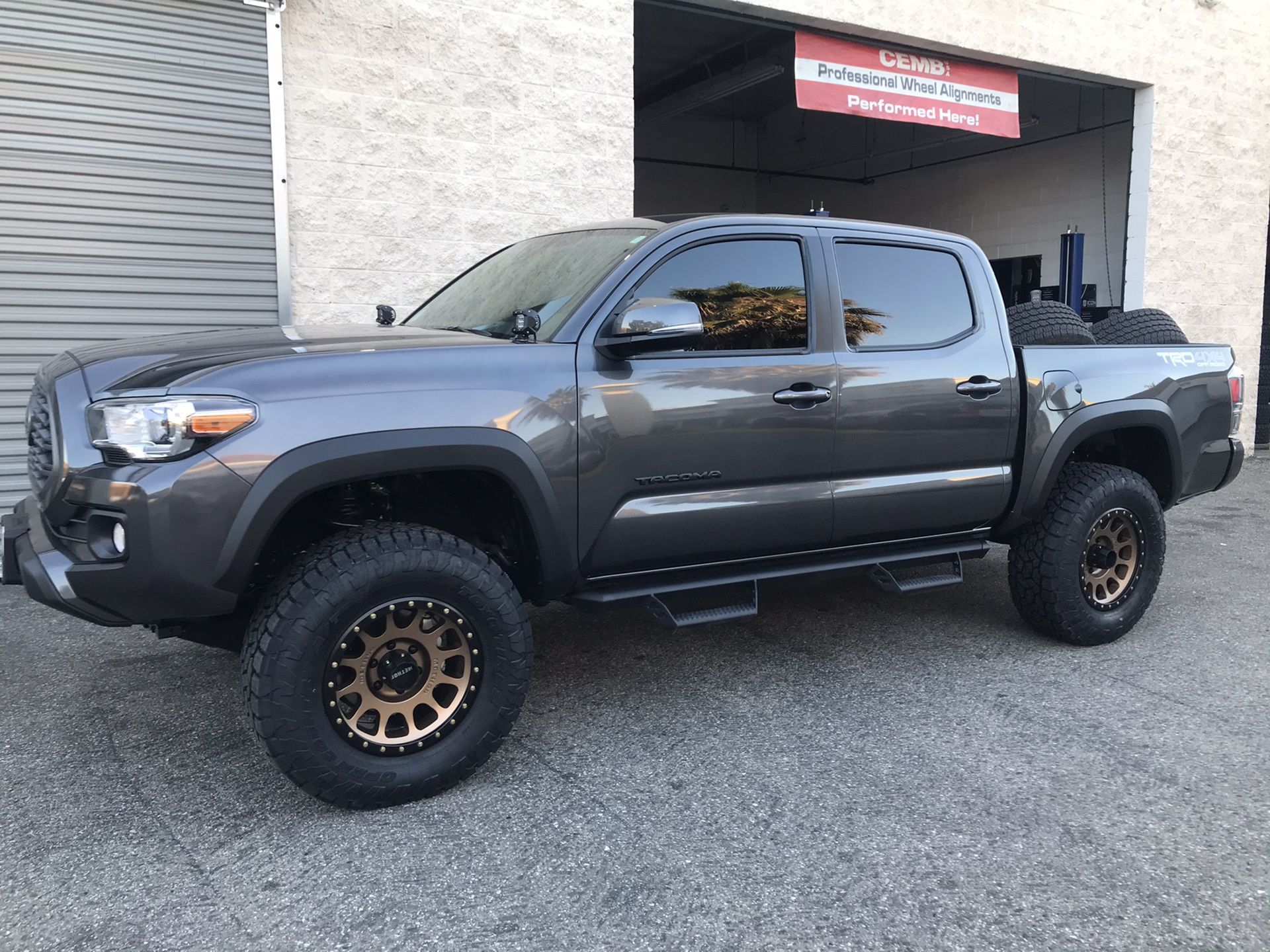 Method mr305 bronze nv wheels with TOYO open country at3 LT285/70/17 ...