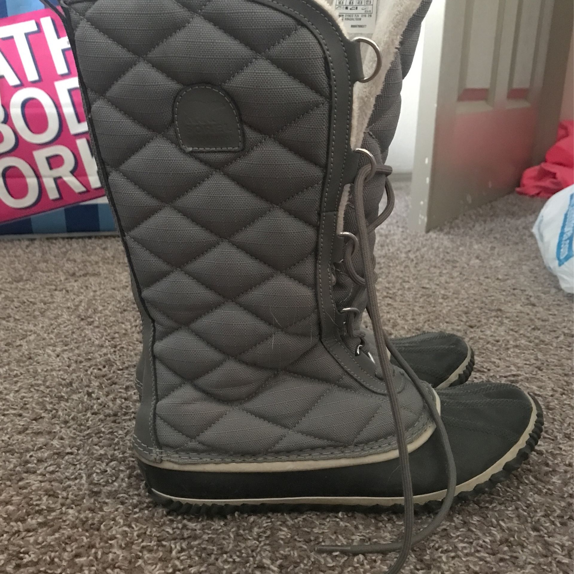 10.5 Snow boots