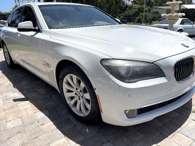 2011 BMW 7-Series