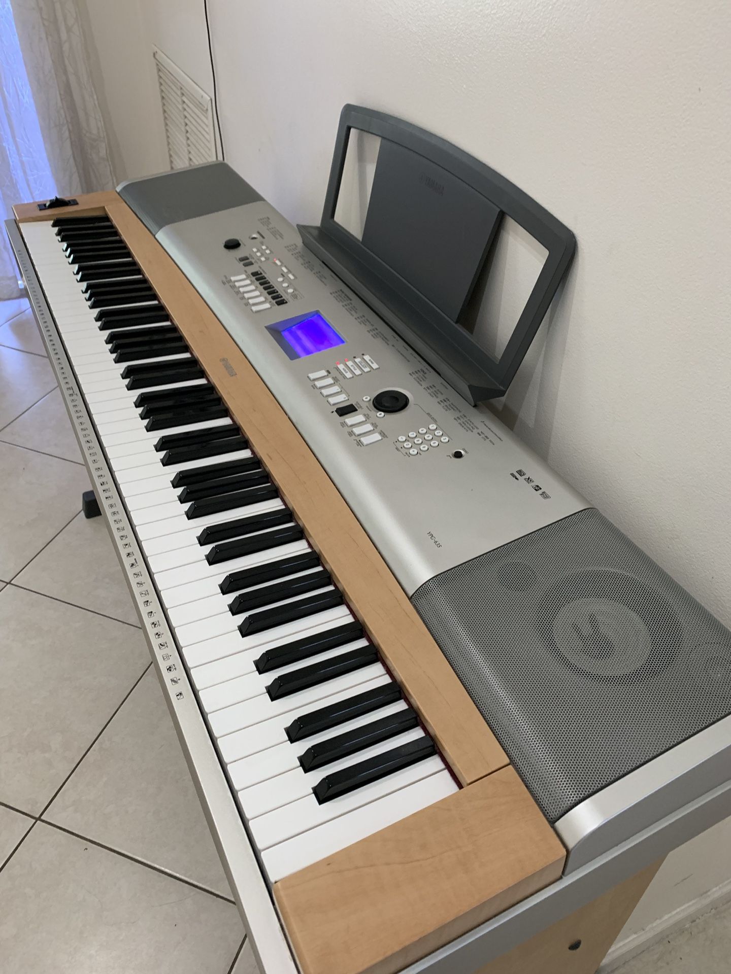 Yamaha YPG 635 Portable Keyboard Grand Piano for Sale in Fort