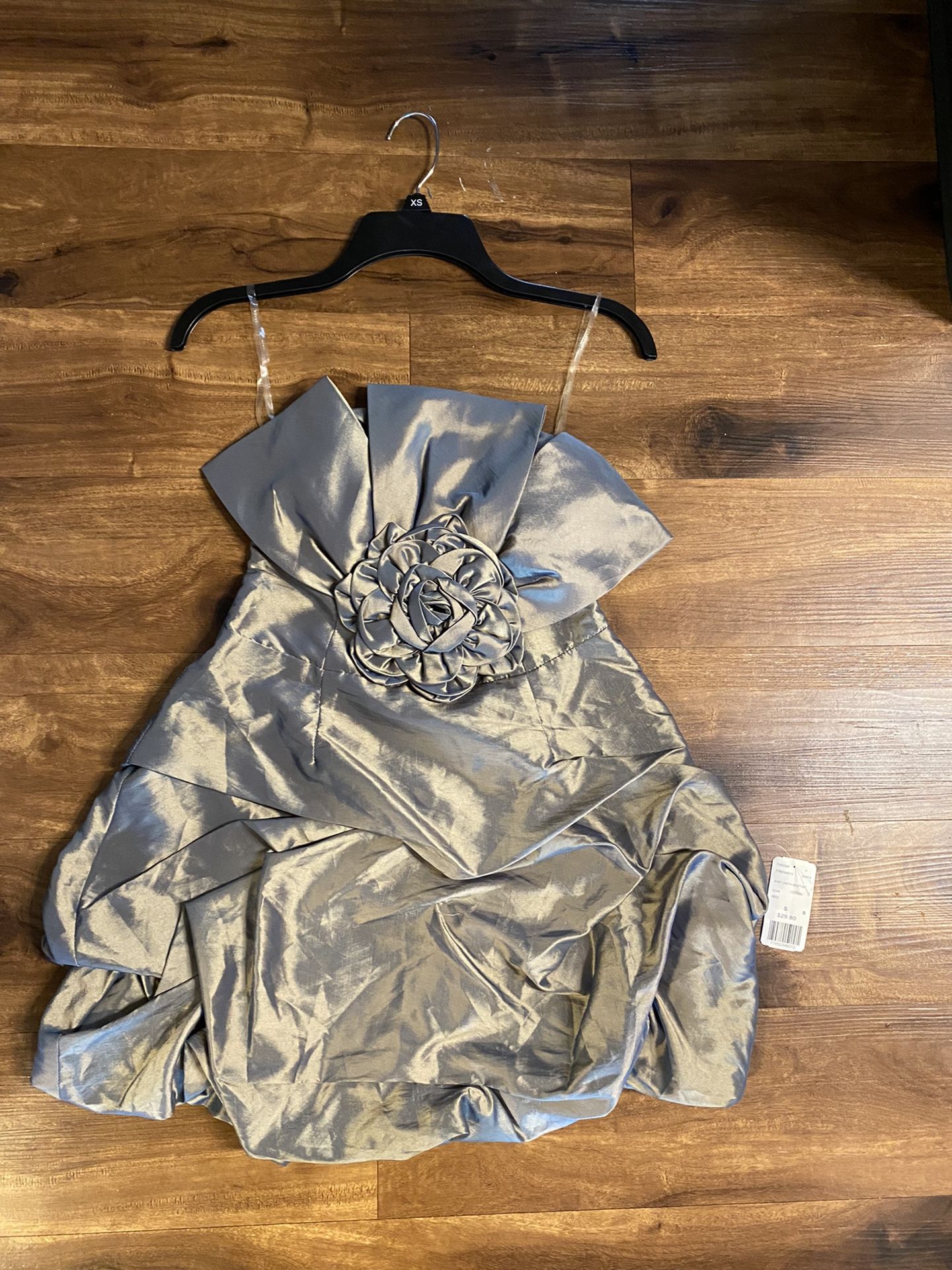 Brand New Womans Forever 21 brand Silver Dress Up For Sale