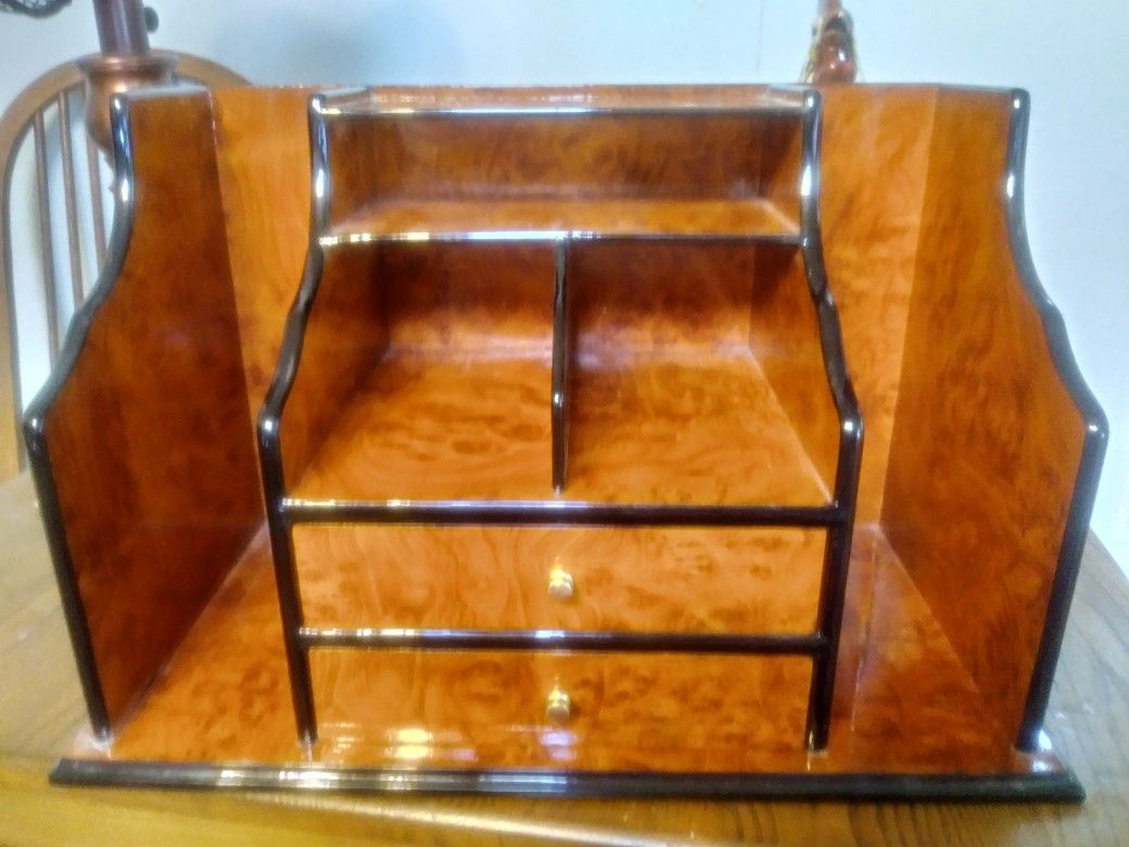 Desk Top Organizer