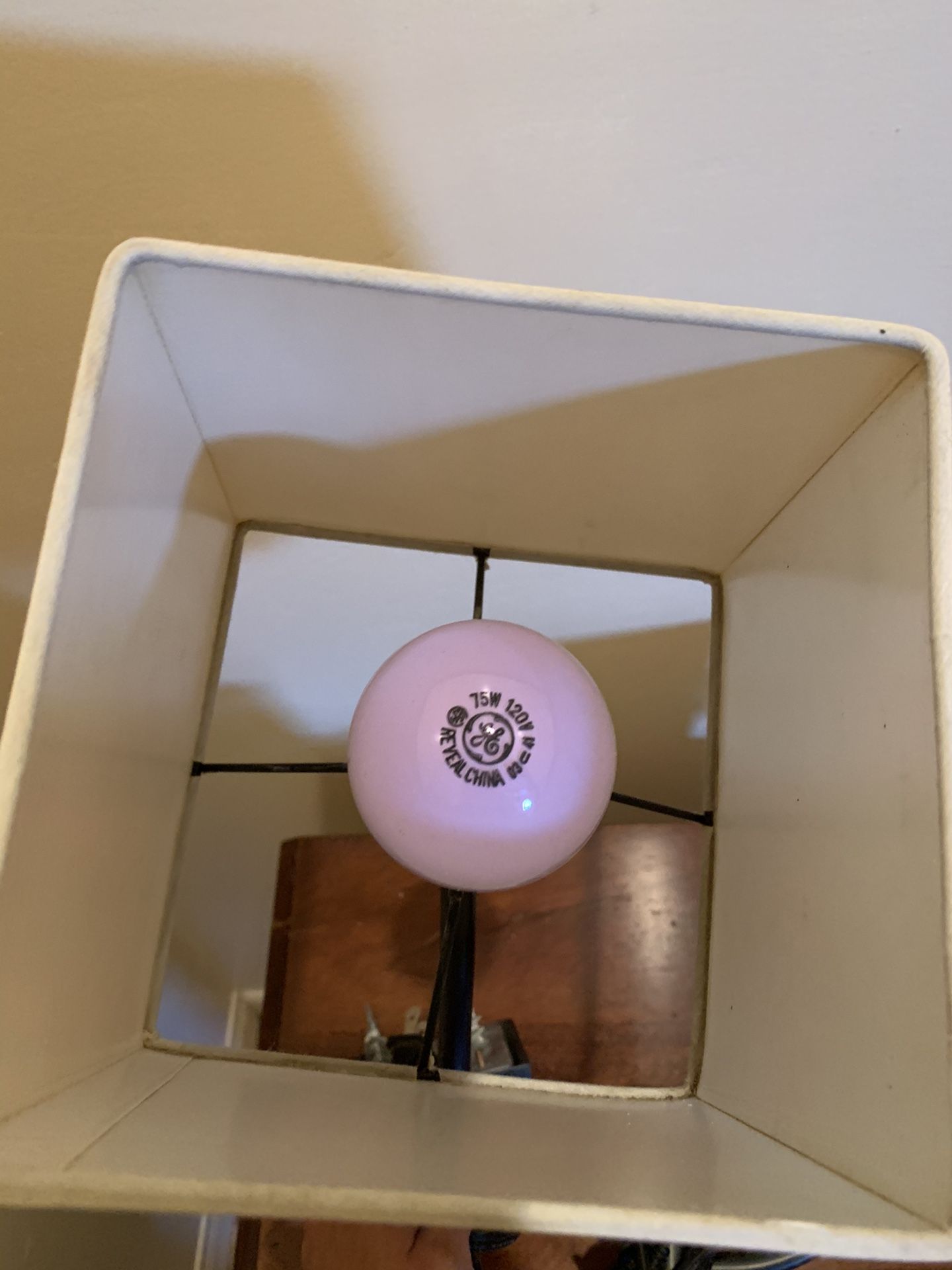 2 hanging side lamps
